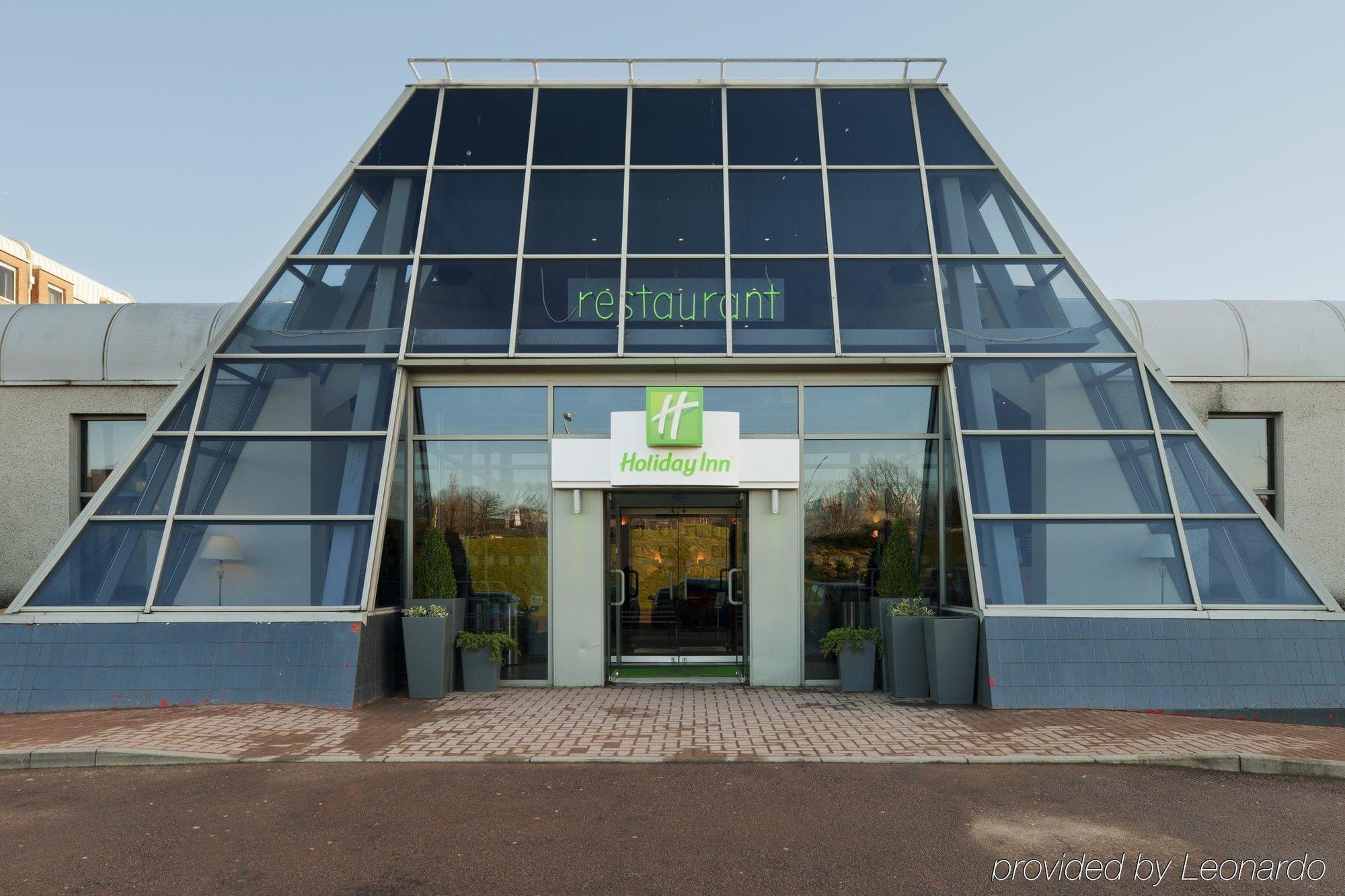 Holiday Inn Express Aberdeen - Bridge Of Don Экстерьер фото